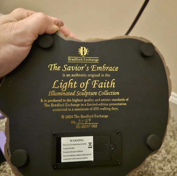 Bradford Exchange Religious Figurine with Waterfall and Lambs - Picture 6 of 9